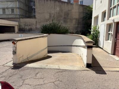 Louer Parking Lyon-6eme-arrondissement Rhone