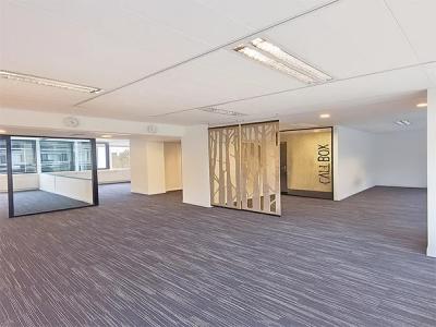 Louer Bureau 445 m2 Paris-16eme-arrondissement