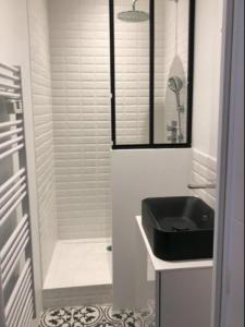 For sale Asnieres-sur-seine 1 room 44 m2 Hauts de Seine (92600) photo 1