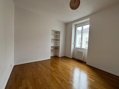 For rent Nantes 3 rooms 81 m2 Loire atlantique (44000) photo 4