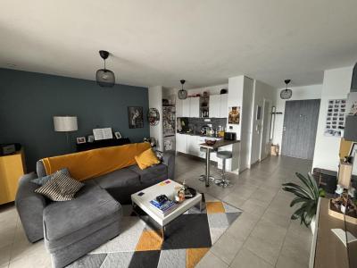 For rent Reze 2 rooms 55 m2 Loire atlantique (44400) photo 1