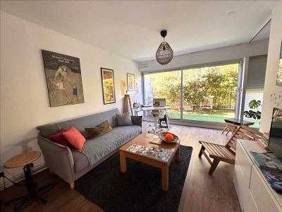 For rent Marseille-8eme-arrondissement 3 rooms 55 m2 Bouches du Rhone (13008) photo 0