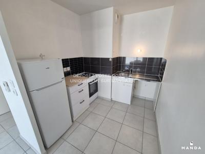 Louer Appartement Lyon-8eme-arrondissement 750 euros