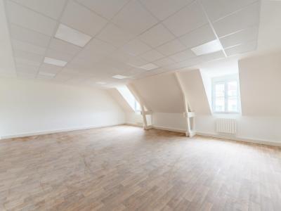 For sale Ferte-sous-jouarre 1 room 76 m2 Seine et marne (77260) photo 0