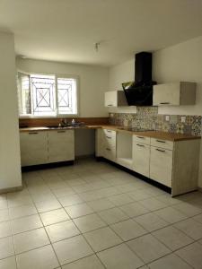 For rent Valeyrac 4 rooms 95 m2 Gironde (33340) photo 4