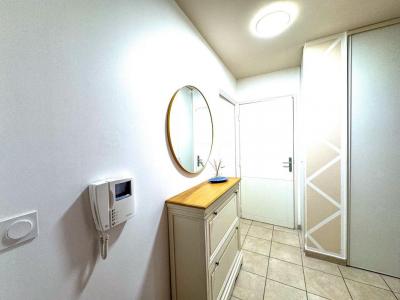 For sale Caluire-et-cuire 3 rooms 63 m2 Rhone (69300) photo 4