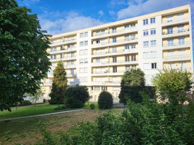 For sale CENTRE VILLE 2 rooms 47 m2 Maine et loire (49300) photo 0