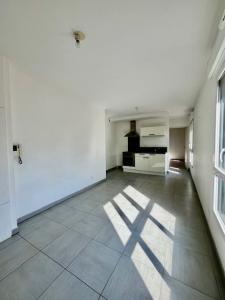 Louer Appartement  454 euros