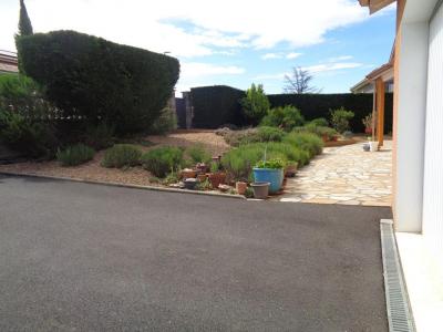 For sale Jumeaux 4 rooms 90 m2 Puy de dome (63570) photo 1