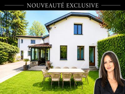 For sale Chassieu 8 rooms 213 m2 Rhone (69680) photo 0