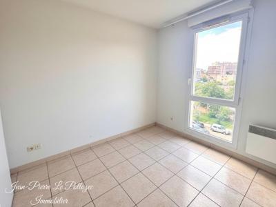 Acheter Appartement 101 m2 Istres