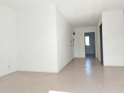 For sale Port-de-bouc 3 rooms 65 m2 Bouches du Rhone (13110) photo 3