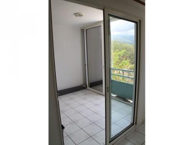 Louer Appartement 54 m2 Port