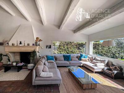 For sale Arles 6 rooms 176 m2 Bouches du Rhone (13200) photo 0