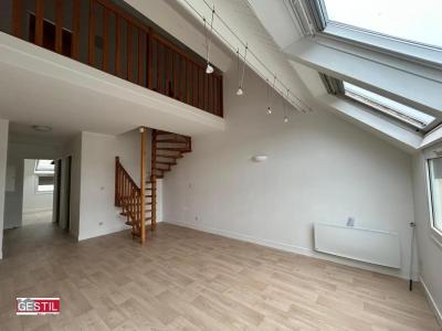 Louer Appartement 68 m2 Ennery