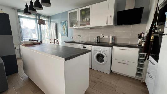 For sale Plaisir 2 rooms 44 m2 Yvelines (78370) photo 2