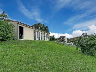 For sale Rochechouart 3 rooms 68 m2 Haute vienne (87600) photo 2