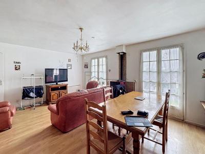 For sale Rochechouart 3 rooms 68 m2 Haute vienne (87600) photo 4