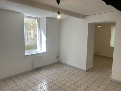 Louer Maison Sainte-eulalie 756 euros