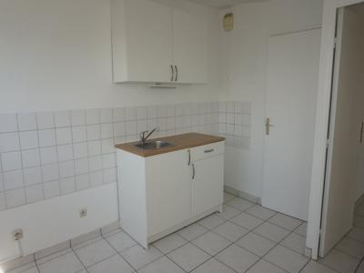 Louer Appartement Lyon-7eme-arrondissement 797 euros