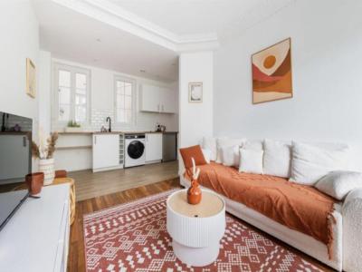 Louer Appartement 43 m2 Paris-19eme-arrondissement