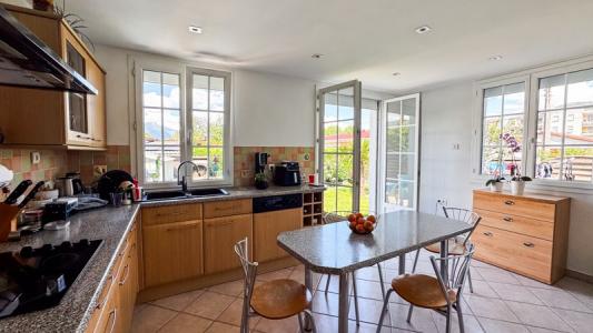 For sale Echirolles 4 rooms 90 m2 Isere (38130) photo 2
