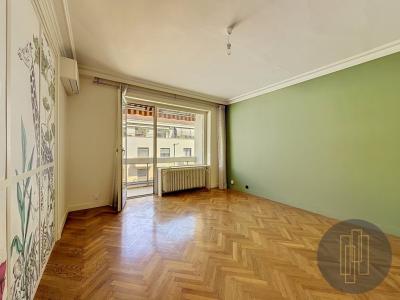 For sale Lyon-6eme-arrondissement 3 rooms 73 m2 Rhone (69006) photo 0
