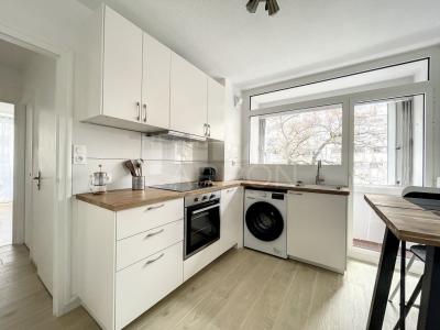 For rent Lyon-6eme-arrondissement 2 rooms 51 m2 Rhone (69006) photo 1