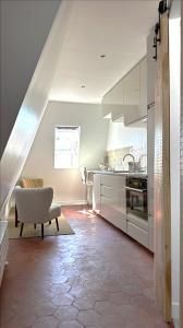 For rent Paris-7eme-arrondissement 1 room 19 m2 Paris (75007) photo 0