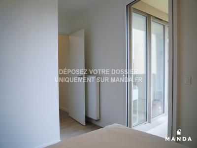 For rent Bordeaux 5 rooms 12 m2 Gironde (33800) photo 0