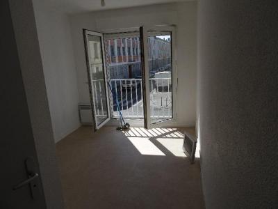 For rent Bordeaux 1 room 19 m2 Gironde (33000) photo 3