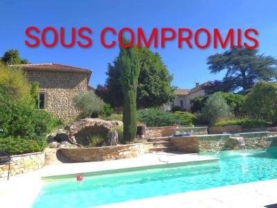 For sale R�SIDENTIEL 8 rooms 310 m2 Loire (42155) photo 0