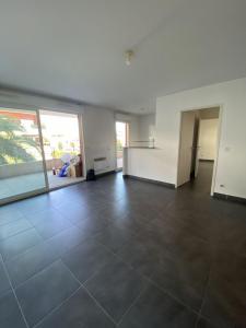 For sale MAUMARIN 3 rooms 63 m2 Herault (34920) photo 2