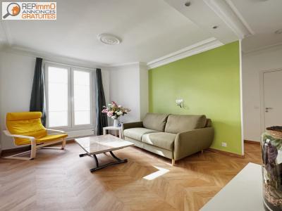 For rent Issy-les-moulineaux 2 rooms 32 m2 Hauts de Seine (92130) photo 0