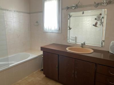 For sale Saint-genis-des-fontaines 4 rooms 90 m2 Pyrenees orientales (66740) photo 1