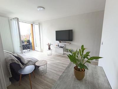 For sale Combs-la-ville 2 rooms 32 m2 Seine et marne (77380) photo 0