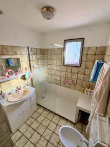 For sale Gignac-la-nerthe 4 rooms 91 m2 Bouches du Rhone (13180) photo 2