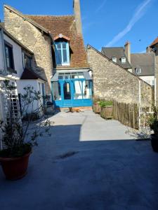 For sale Charite-sur-loire 4 rooms 180 m2 Nievre (58400) photo 1