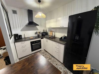 For sale Nantes 3 rooms 49 m2 Loire atlantique (44100) photo 2