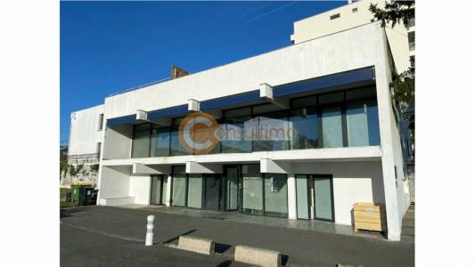 For rent Bordeaux 600 m2 Gironde (33200) photo 2