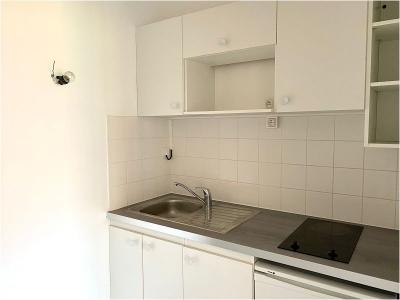 For rent Toulouse 1 room 28 m2 Haute garonne (31000) photo 3