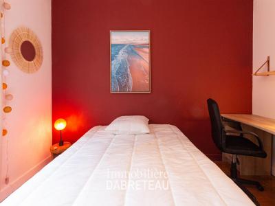 For rent Villeurbanne 6 rooms 101 m2 Rhone (69100) photo 2