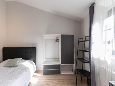 Louer Appartement Villeurbanne 556 euros