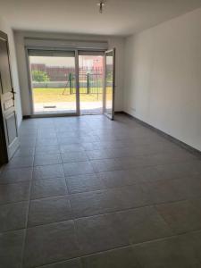 For rent Pont-sainte-marie 2 rooms 56 m2 Aube (10150) photo 1