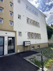 For rent Chapelle-saint-luc 4 rooms 64 m2 Aube (10600) photo 0