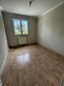 Louer Appartement Chapelle-saint-luc 429 euros