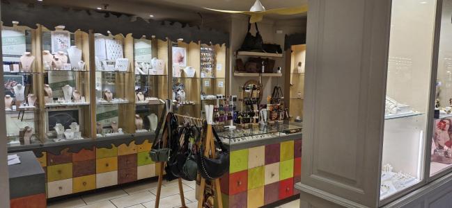 Acheter Local commercial 66 m2 Marseille-13eme-arrondissement