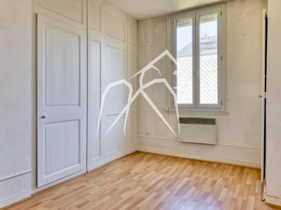 For sale Rouen 4 rooms 75 m2 Seine maritime (76000) photo 2