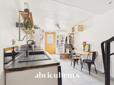 For sale Grans 4 rooms 67 m2 Bouches du Rhone (13450) photo 2