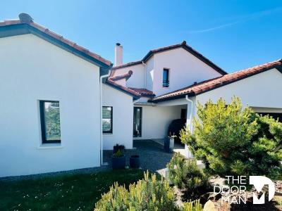 For sale Sainte-pazanne 6 rooms 146 m2 Loire atlantique (44680) photo 1